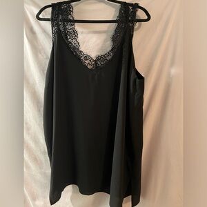 Umgee Black Lace V-Neck Lined, Size 2XL